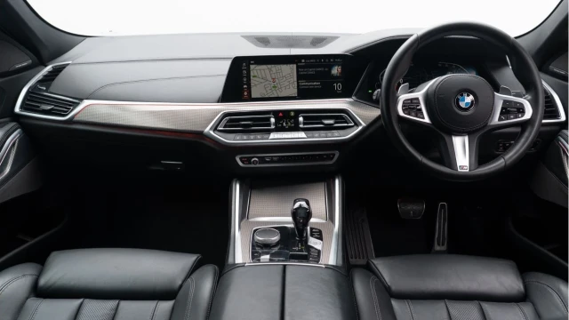BMW X6 (21 Reg) 3.0 40D M Sport xDrive Image 2