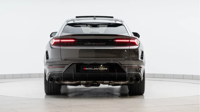 Lamborghini Urus (25 Reg) 4.0 V8 SE Hybrid Image 5