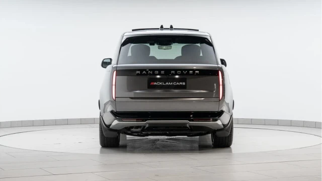 Land Rover Range Rover (73 Reg) 3.0 D350 Autobiography Image 5