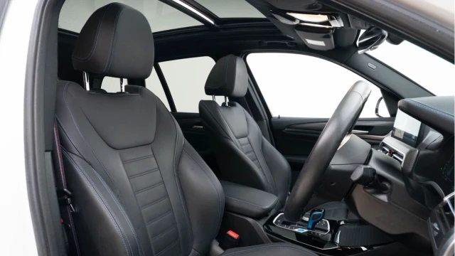 BMW ix3 (23 Reg) M Sport Pro Image 3