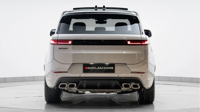 Land Rover Range Rover Sport (25 Reg) 4.4 V8 P530 Autobiography (Black Pack) Image 7