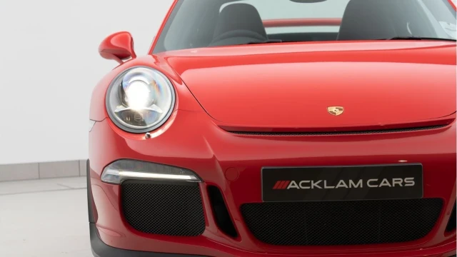 Porsche 911 (64 Reg) 3.8 GT3 Image 8
