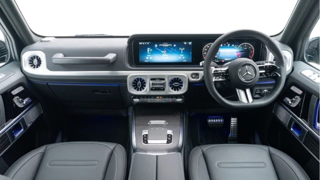 Mercedes-Benz G Class (25 Reg) G450 3.0 AMG Line Premium Plus 4Matic (VAT Q) Image 2