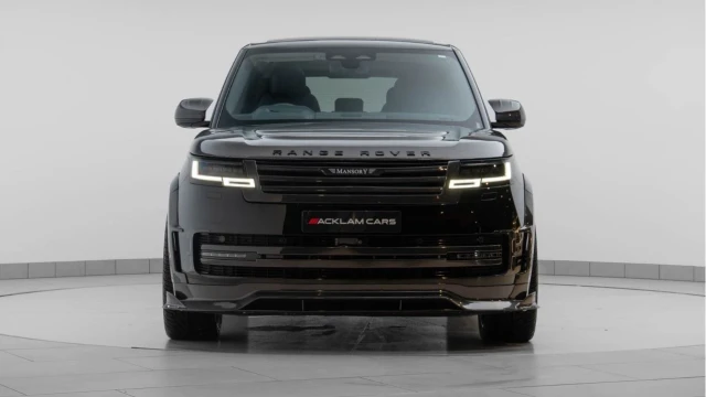 Land Rover Range Rover (24 Reg) 3.0 D350 HSE LWB 7 Seat (Bespoke) Image 7