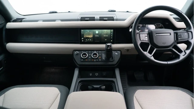 Land Rover Defender (72 Reg) 110 3.0 D250 X-Dynamic S (URBAN) Image 2