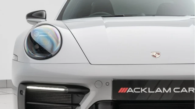 Porsche 911 (24 Reg) 3.0 Carrera GTS Coupe Image 8