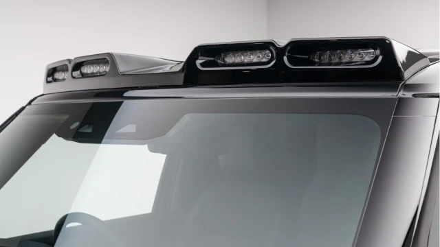 Land Rover Defender (25 Reg) 90 3.0 D250 X-Dynamic SE Hard Top (3 Seat) (Bespoke) (+VAT) Image 8