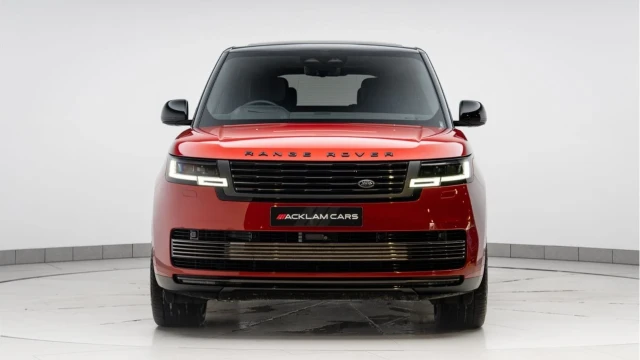 Land Rover Range Rover (25 Reg) 4.4 V8 P615 SV (VAT Q) Image 4