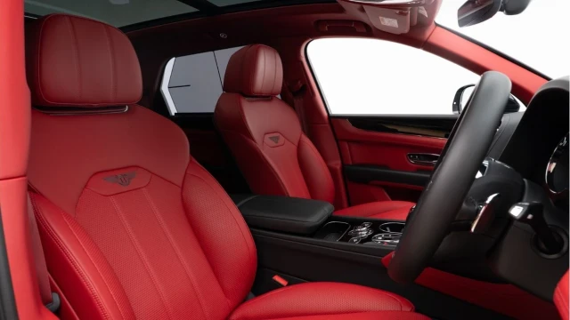 Bentley Bentayga (24 Reg) 4.0 V8 S Image 3