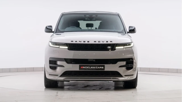 Land Rover Range Rover Sport (73 Reg) 3.0 D300 Dynamic SE (Black Pack) Image 6