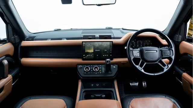 Land Rover Defender (23 Reg) 90 3.0 D300 X Image 2