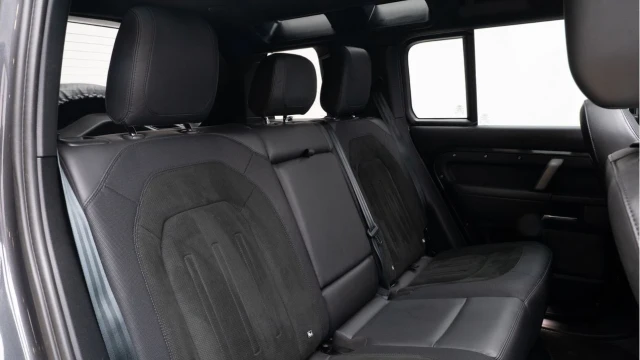 Land Rover Defender (71 Reg) 110 5.0 V8 P525 Carpathian Edition Image 6