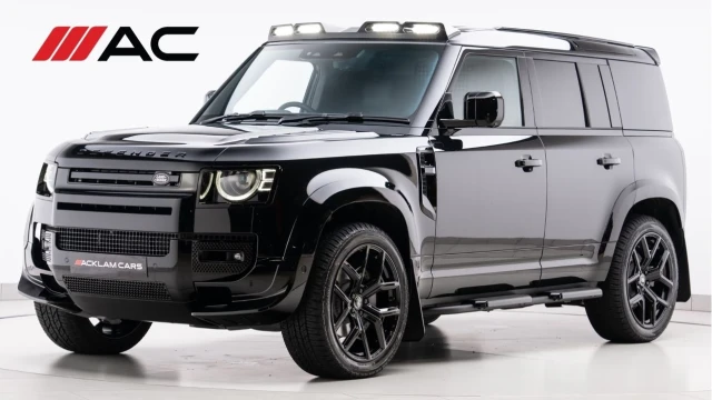 Land Rover Defender (74 Reg) 110 3.0 D350 X-Dynamic HSE Hard Top (5 Seat) (Bespoke) (+VAT) Image 1