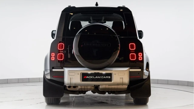 Land Rover Defender (24 Reg) 110 3.0 D250 XS Edition Image 7