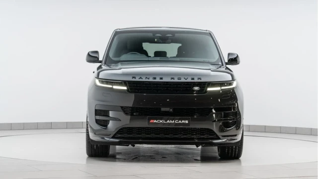 Land Rover Range Rover Sport (73 Reg) 3.0 D300 Dynamic SE (Black Pack) Image 7