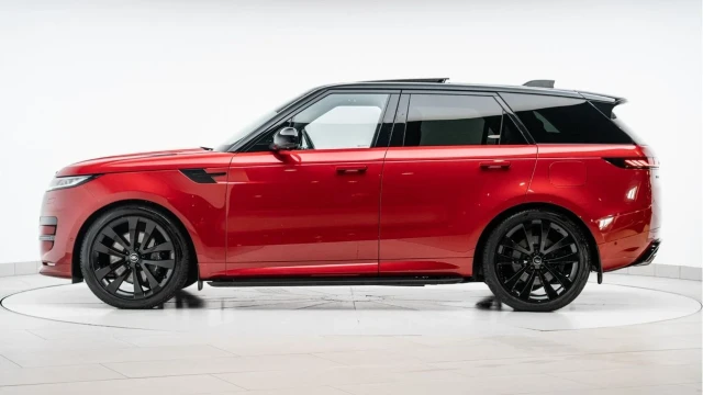 Land Rover Range Rover Sport (72 Reg) 3.0 P510e First Edition Image 5