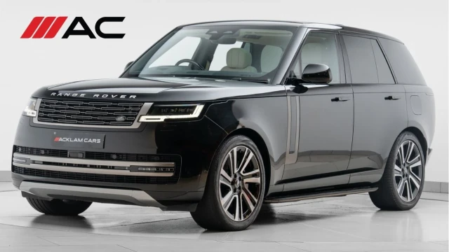Land Rover Range Rover (72 Reg) 3.0 P440e SE Hybrid Image 1