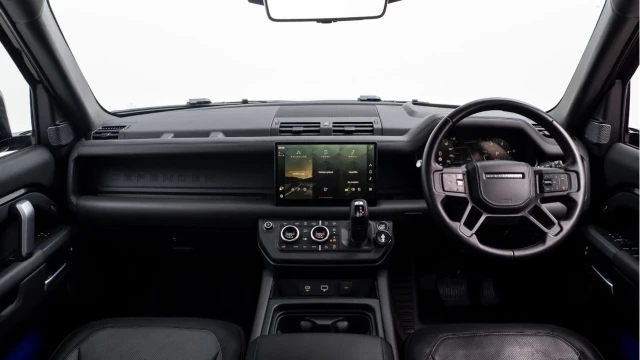 Land Rover Defender (24 Reg) 110 3.0 D300 X-Dynamic HSE (Bespoke) Image 2