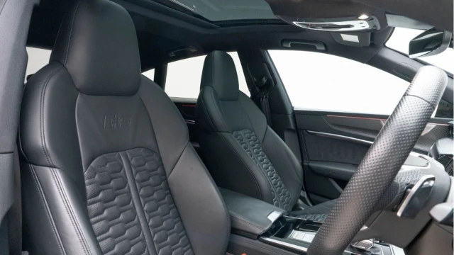 Audi RS7 (71 Reg) 4.0TFSI V8 Vorsprung Sportback Quattro Image 4