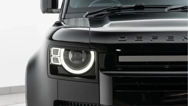 Land Rover Defender (25 Reg) 110 3.0 D250 S Hard Top Commercial (3 Seat) (+VAT) Image 8