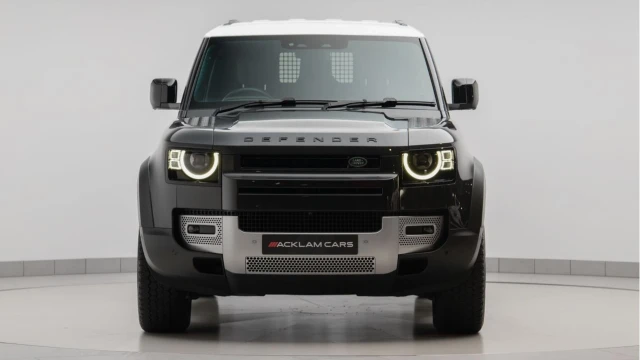 Land Rover Defender (23 Reg) 90 3.0 D250 HSE Hard Top Commercial (3 Seat) (+VAT) Image 7
