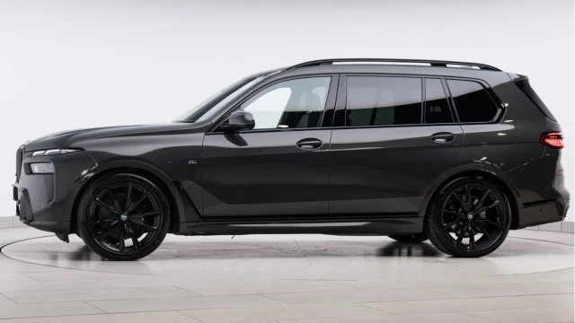 BMW X7 (72 Reg) 3.0 40D M Sport xDrive Image 4