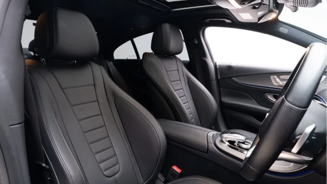 Mercedes-Benz CLS (70 Reg) CLS400 2.9D AMG Line Premium Plus 4Matic Image 3