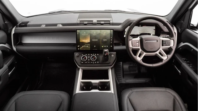Land Rover Defender (75 Reg) 110 3.0 D250 S (Bespoke) Image 2