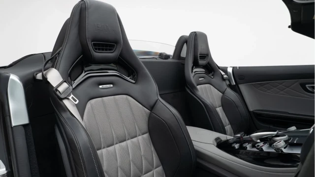 Mercedes-Benz AMG GT C (67 Reg) 4.0 V8 Edition 50 Convertible Image 3
