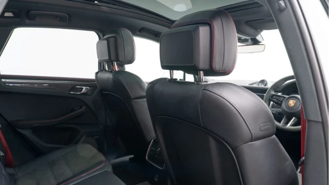 Porsche Macan (25 Reg) 2.9 V6 GTS Image 6