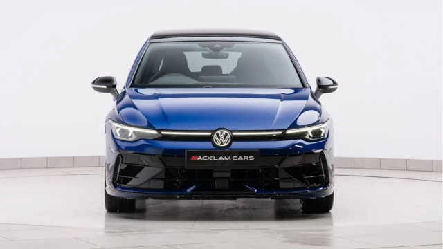Volkswagen Golf (74 Reg) R 2.0TSI Black Edition 4Motion DSG (VAT Q) Image 7