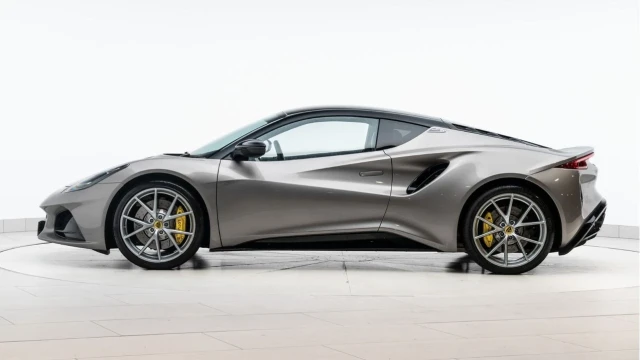 Lotus Emira (74 Reg) 3.5 V6 First Edition (Touring) Image 6