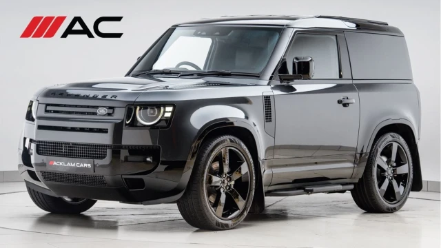Land Rover Defender (75 Reg) 90 3.0 D250 X-Dynamic HSE Hard Top Commercial (3 Seat) (+VAT) Image 1
