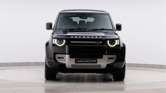 Land Rover Defender (24 Reg) 110 3.0 D250 XS Edition (7 Seat) Image 7