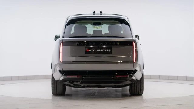 Land Rover Range Rover (74 Reg) 3.0 D350 Autobiography LWB (7 Seat) (VAT Q) Image 7