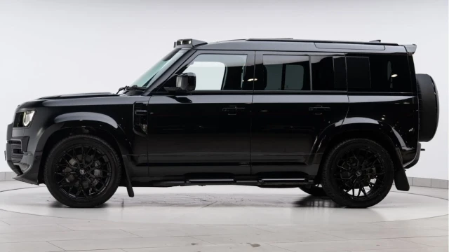 Land Rover Defender (74 Reg) 110 3.0 D350 X-Dynamic HSE (7 Seat) (Bespoke) Image 3