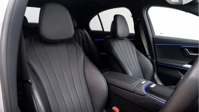 Mercedes-Benz E Class (75 Reg) E220D 2.0 AMG Line (VAT Q) Image 3
