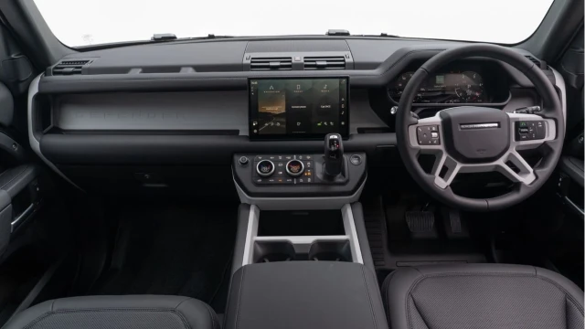 Land Rover Defender (25 Reg) 110 3.0 D250 S (7 Seat) Image 2