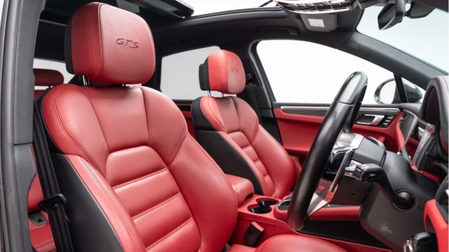 Porsche Macan (70 Reg) 2.9 GTS PDK Image 3