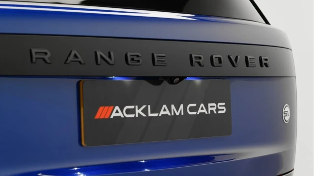 Land Rover Range Rover (23 Reg) 4.4 V8 P530 SV (VAT Q) Image 6