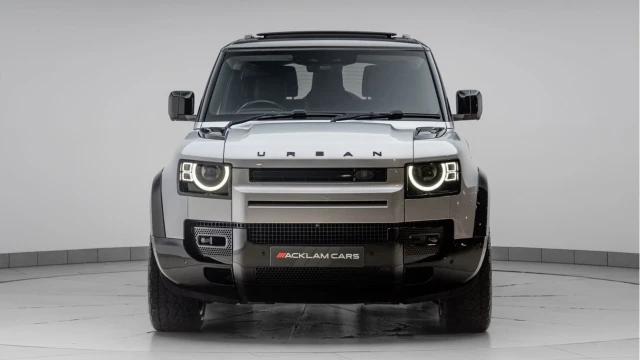 Land Rover Defender (21 Reg) 90 3.0 D250 First Edition (6 Seat) (Bespoke) Image 4