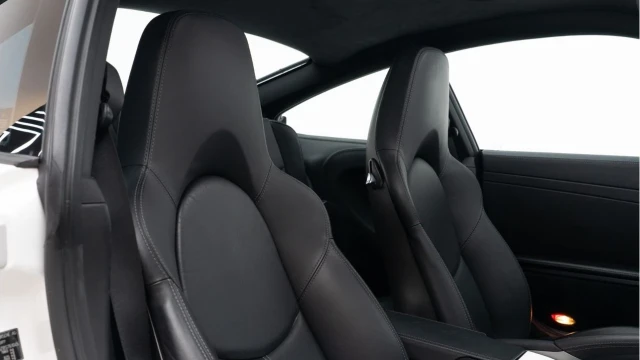 Porsche 911 (60 Reg) 3.8 Turbo Coupe (997) Image 3