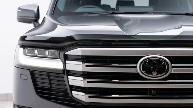 Toyota Land Cruiser (74 Reg) 300 3.3D V6 VX (7 Seat) Image 7
