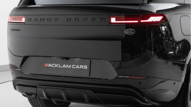 Land Rover Range Rover Sport (23 Reg) 3.0 D300 Dynamic SE (Black Pack) Image 8