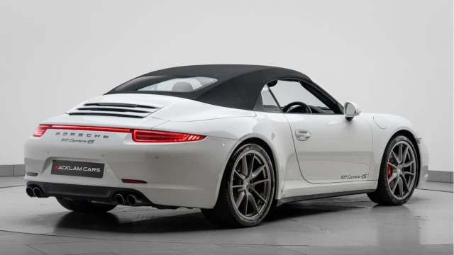 Porsche 911 (64 Reg) 3.8 Carrera 4 S PDK Convertible Image 6
