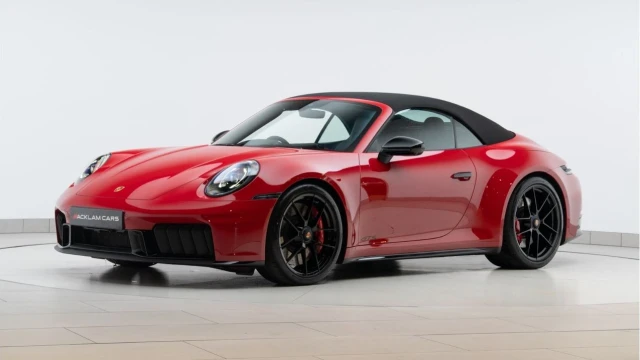 Porsche 911 (25 Reg) 3.6 Carrera 4 GTS PDK Convertible (992.2) Image 2