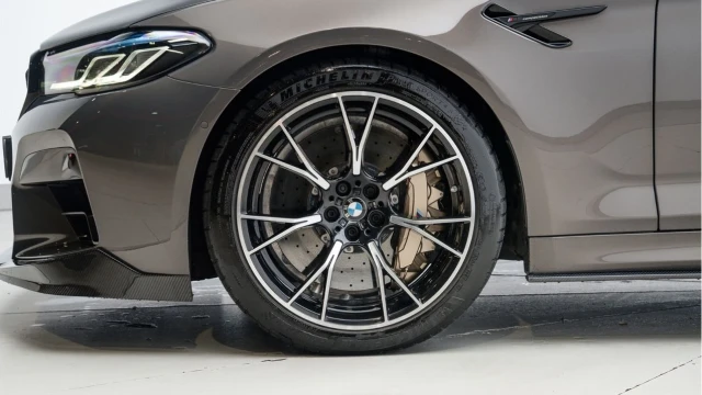 BMW M5 (72 Reg) 4.4 V8 Competition (Ultimate) Image 7