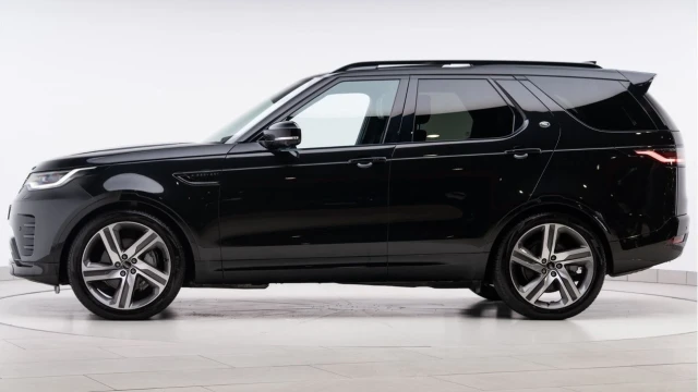 Land Rover Discovery (24 Reg) 3.0 D300 Dynamic HSE (VAT Q) Image 4