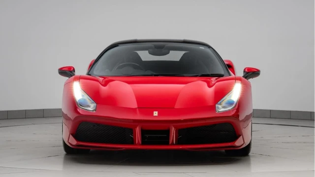 Ferrari 488 (16 Reg) 3.9 V8 GTB (Atelier) Image 5
