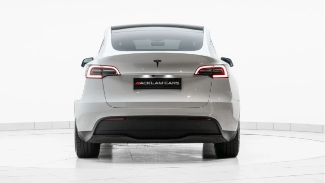 Tesla Model Y (24 Reg) Image 5